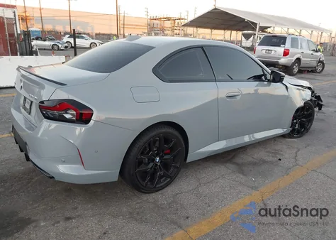 2025 BMW M240 I xDrive z USA, uszkodzony, nr VIN 3MW53CM02S8F49357